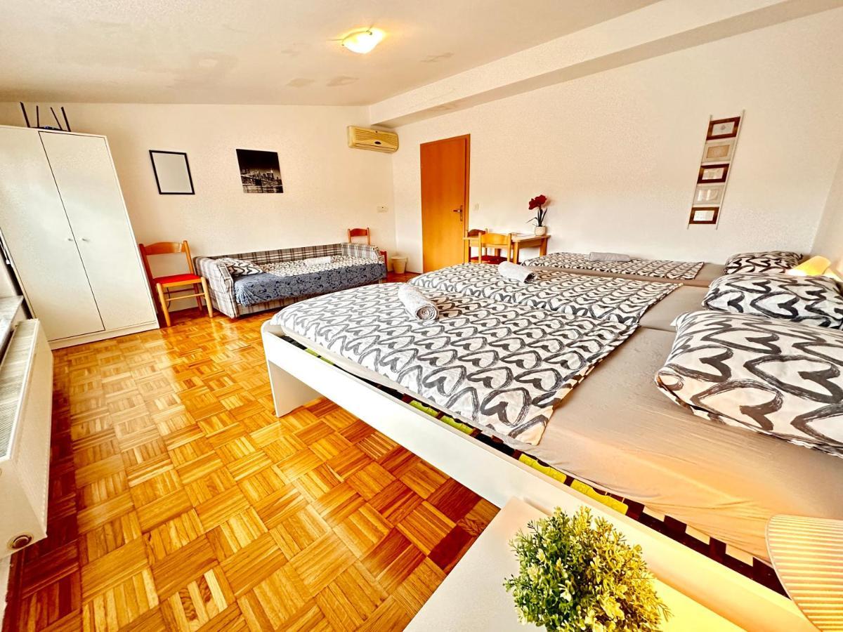 Center Station Rooms Ljubljana Ngoại thất bức ảnh
